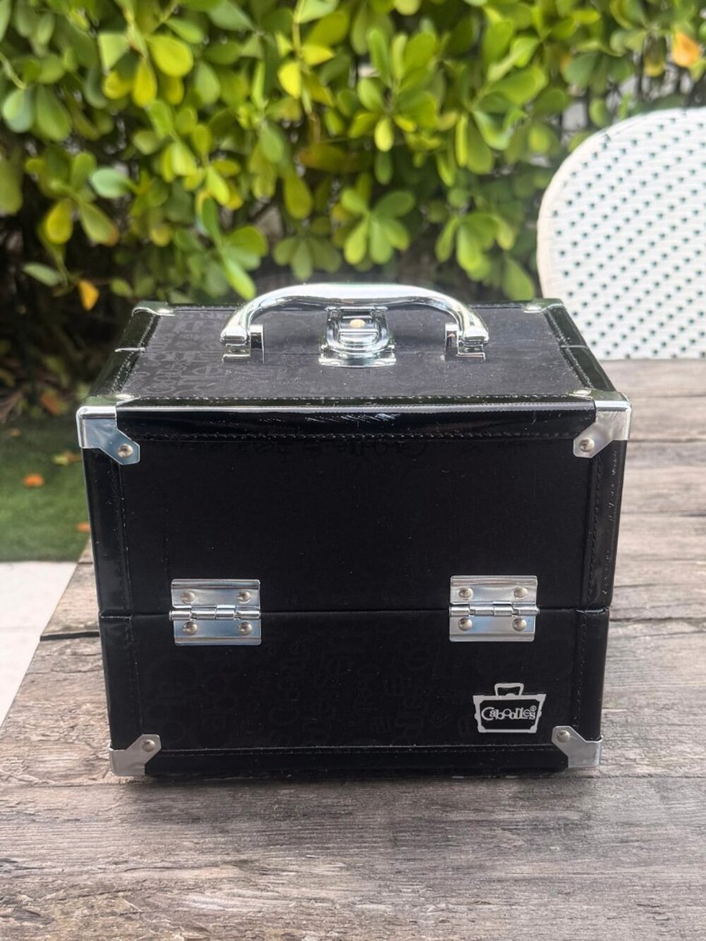 Caboodles “Make Me Over” Four Tray Train Cosmetic Case Black w/ Keys Organizer